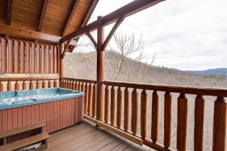 Nature's Paradise - Pigeon Forge - 2