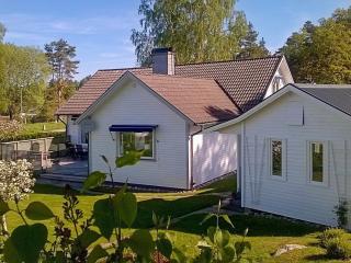 8 person holiday home in LERUM - Lerum - 0