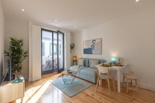Sweet Flat 4Two in City Center, Balcony & Air Conditioning - Porto - 3