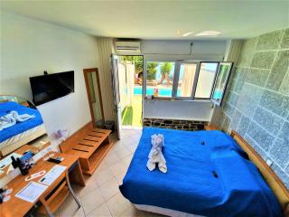 Porto Evia Boutique Hotel - Amarynthos - 7