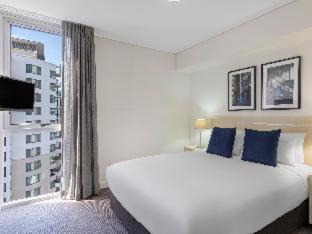 Oaks Brisbane Festival Suites - 7