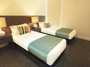 Oaks Redcliffe Mon Komo Suites - 8