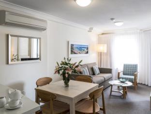 Oaks Gold Coast Calypso Plaza Suites - 9