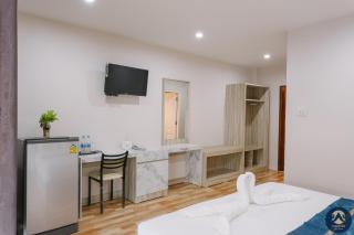 Thepchamrat Boutique Hotel - Uttaradit - 4