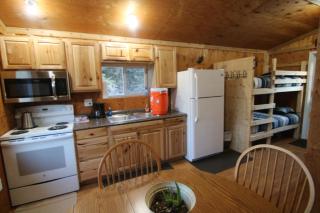 Alaskan Adventure Dry Cabins - 2