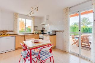 Villa Roser - Family only - 3