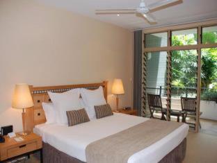 Sanctuary Palm Cove - 4