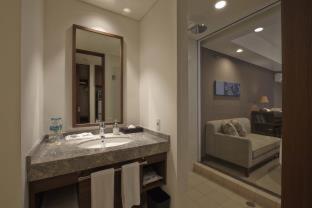 Axia South Cikarang Service Apartment - Cikarang - 3