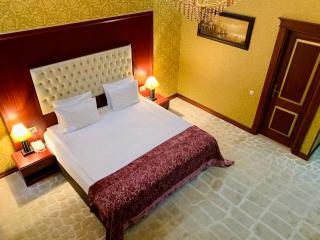 Clover Hotel Baku Formula 1 View - Bakoe - 9