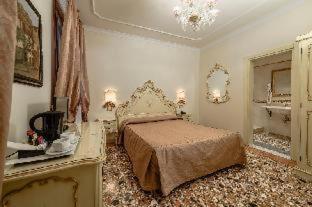 Locanda Al Leon - Venice - 7