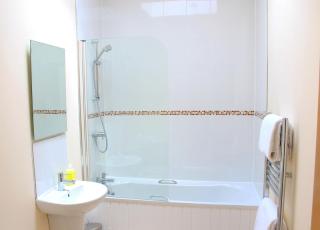 Auchendennan Farm Self Catering Cottages - Balloch - 1