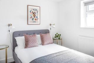Beautiful Apartment In Leafy Victorian Neighbourhood - Cardiff - 3