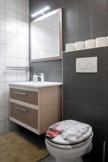 Flexible SelfCheckIns 15 & 19 - Zagreb - Garage - Loggia - New - Apartments Repinc - Zagreb - 3