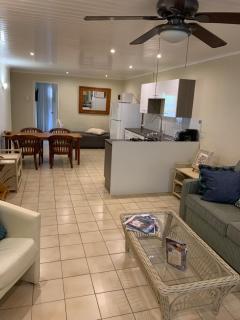 Bananas Apartments Adults Only - Palm-Eagle Beach - 1