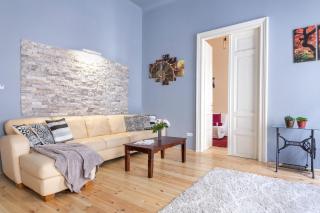 Trendy Grand Boulevard Designer Home - Budapest - 0