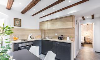 KiKa Luxury OldTown Apartment - 6
