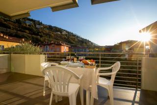Torbole Relax, Pool & Balcony Apartment - Happy Rentals - Nago-Torbole - 1