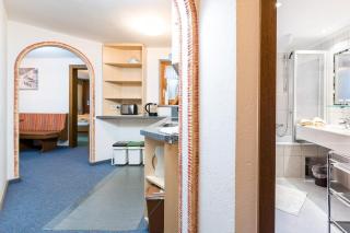 Altes Holzhaus - 4