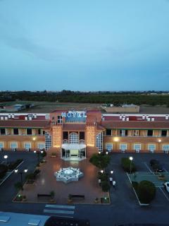 Hotel Torre De Los Guzmanes - La Algaba - 8
