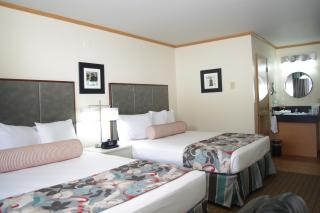 River House Inn, a Baymont by Wyndham - 3