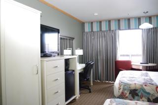 River House Inn, a Baymont by Wyndham - 2