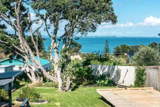 Pohutukawa Cottage, Waiheke Island - Surfdale - 0