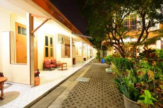 Hotel Paviljoen - Surabaya - 4
