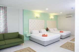 Akar Hotel Kampung Baru - 1