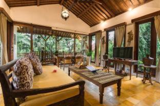Villa Kampung Kecil Boutique Hotel - Sanur - 1