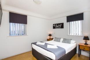 Wharf Boutique Apartments - Gold Coast - 9