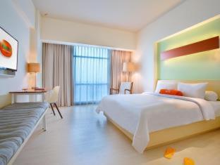 HARRIS Hotel & Conventions Bekasi - Bekasi - 6