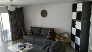 Friendly Beach House - 8