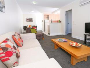 Neptune Resort - Gold Coast - 2