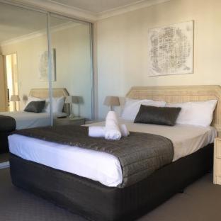 Capricornia Apartments - Gold Coast - 3