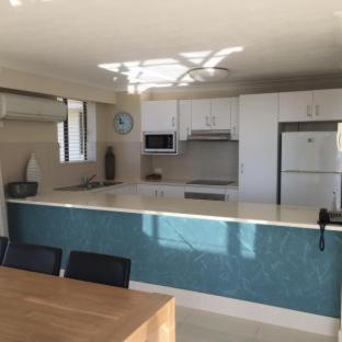 Capricornia Apartments - Gold Coast - 1