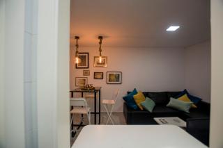 APARTAMENTO CON ENCANTO Y UBICACIÓN PERFECTA - Cadice - 1