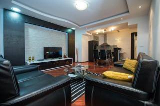 Beolux Knez - Belgrado - 2
