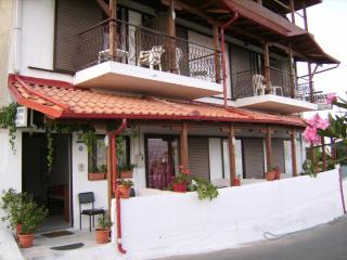 Vassilis Guesthouse - Rapsáni - 8