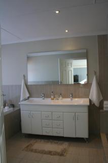 Ocean Dreams B&B - 2