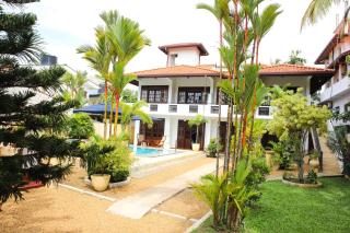Sky and Sand Guesthouse - Beruwala - 5