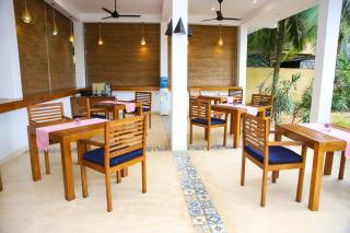 Sky and Sand Guesthouse - Beruwala - 1