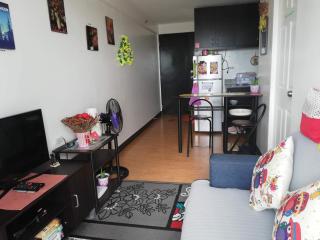 The Escape Pad 1 by Sharon May - Manila - 5