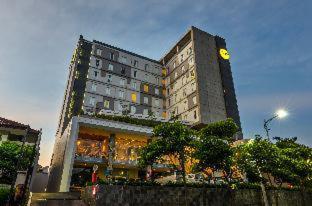 Yello Hotel Jemursari - Surabaya - 3