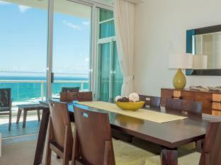 Carmel by the Sea - Gold Coast - 1