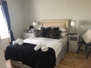 Coral Gables Guesthouse & Campsite - Rosslare - 4