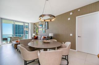 Amazing views on the 29th floor 2BR Beach Resort - Hallandale Beach - 5