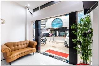RedDoorz Plus @ Centrium Katamso Medan - Medan - 4