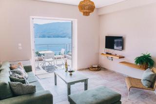 Kalavria Luxury Suites - magnificent sea view of Poros - Poros - 3
