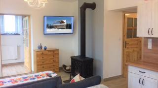 Apartament z kominkiem i wanną - 8