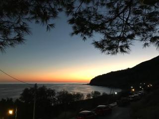 Big Blue Apartments - 3